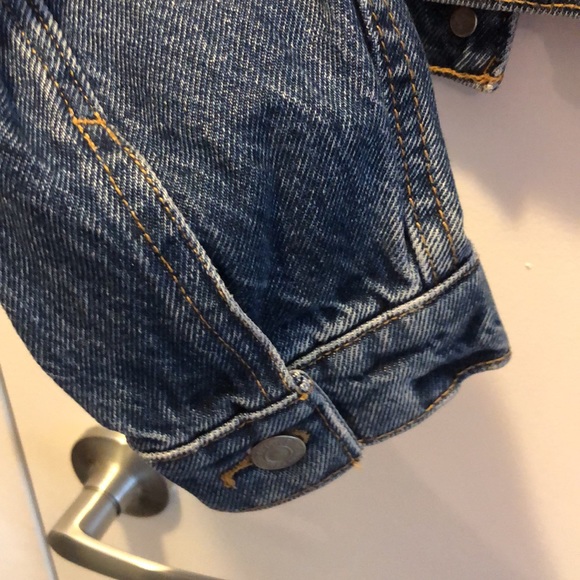 LEVI’S denim cropped trucker jacket - Picture 6 of 8